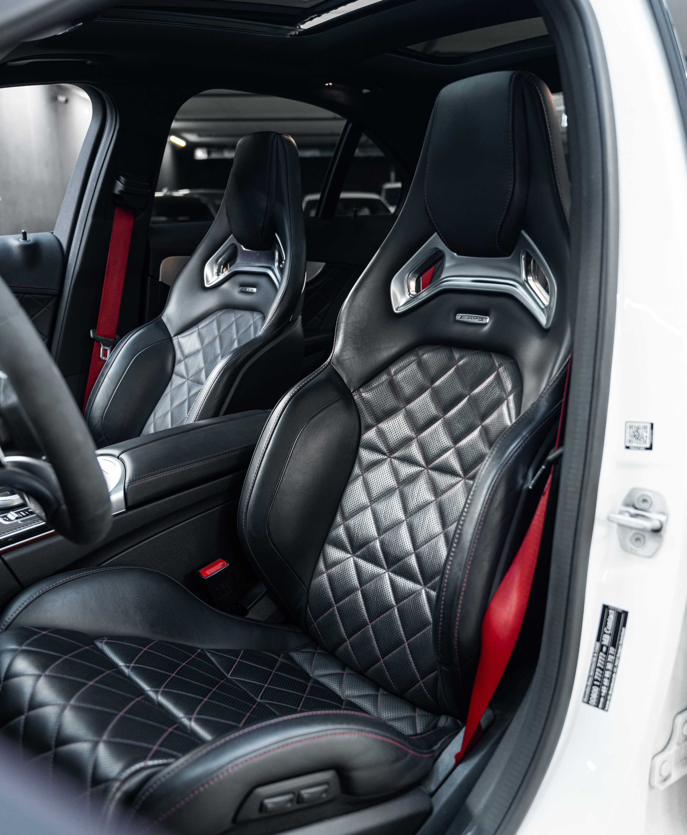 MERCEDES C63S