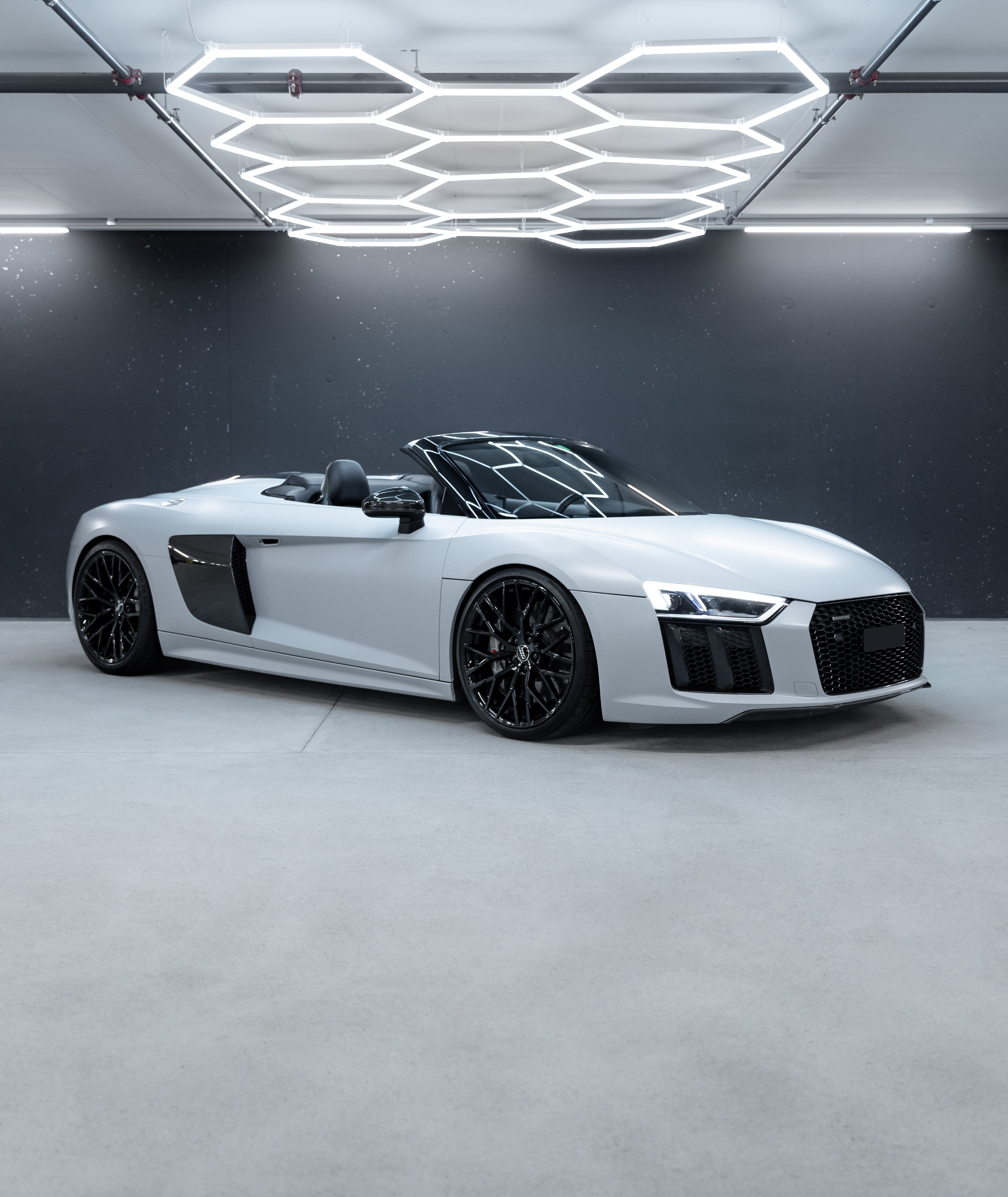 AUDI R8 V10 PLUS SPYDER