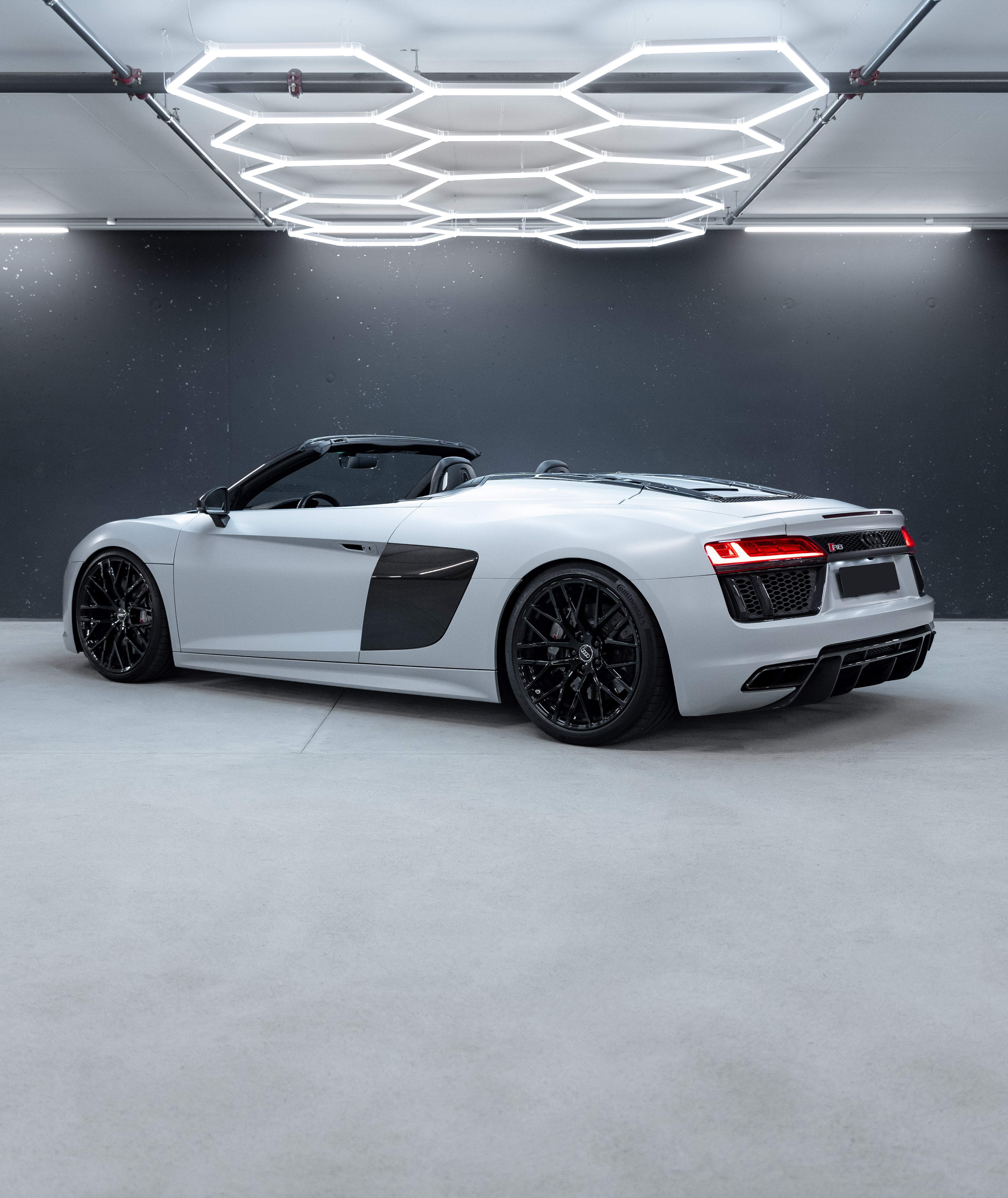 AUDI R8 V10 PLUS SPYDER