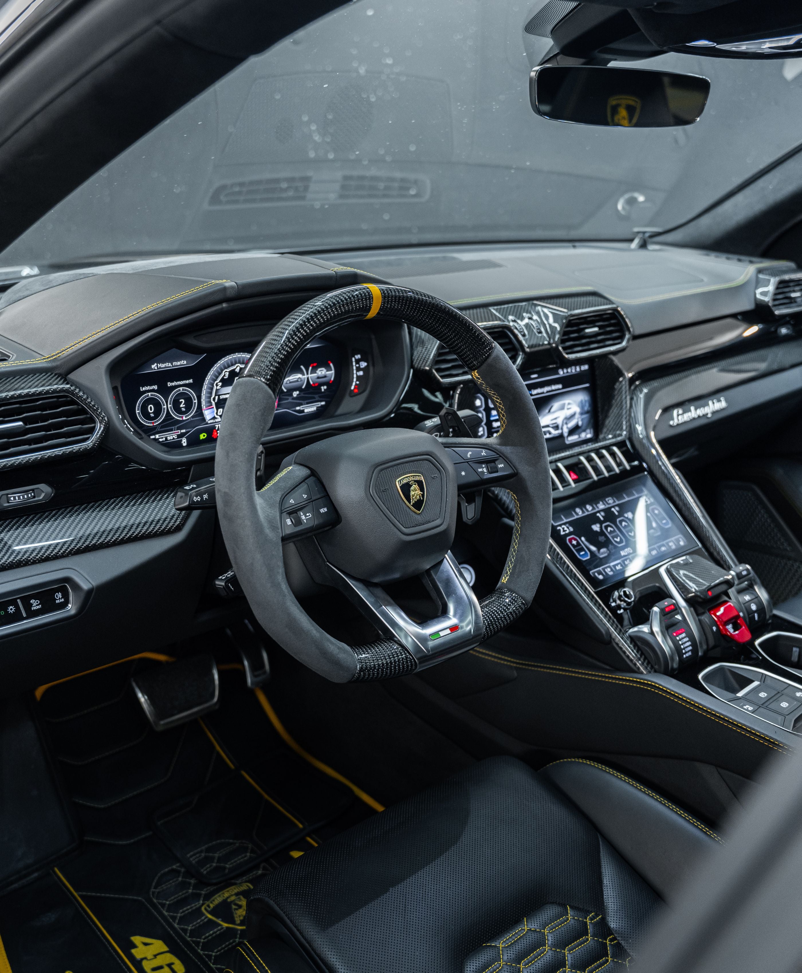 LAMBORGHINI URUS NOVITEC